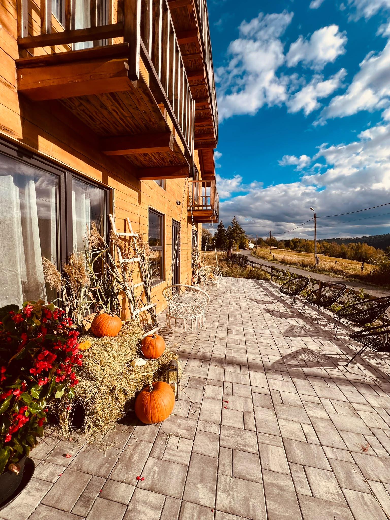 Exteriorul Valley View Cabin